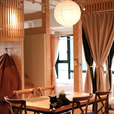Апартаменты Toucheng Happyhouse頭城黑皮家 附早餐 Экстерьер фото