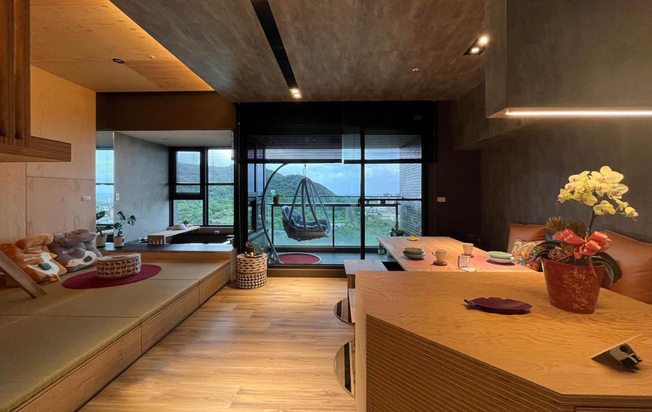 Апартаменты Toucheng Happyhouse頭城黑皮家 附早餐 Экстерьер фото
