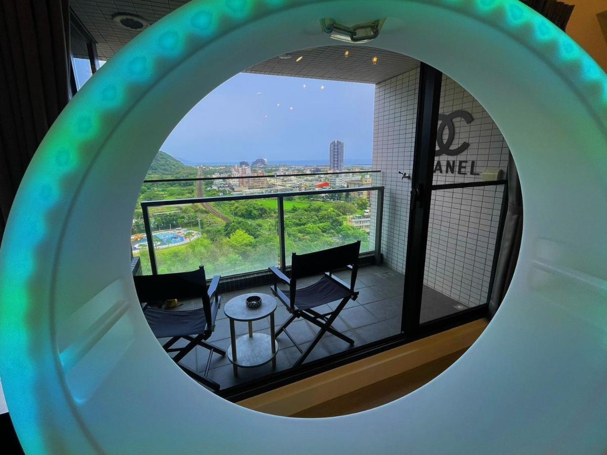 Апартаменты Toucheng Happyhouse頭城黑皮家 附早餐 Экстерьер фото